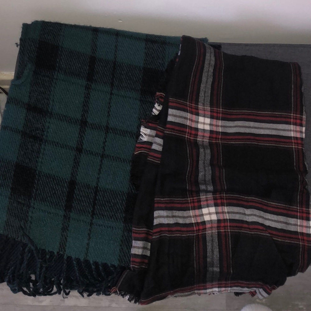 Blanket scarves